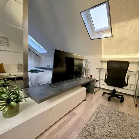 Caleva's Apartman *